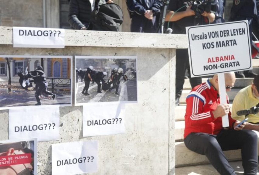 Vala e revoltës studentore përfshin vendin: Të rinjtë paralajmërojnë protestë kombëtare para Kryeministrisë