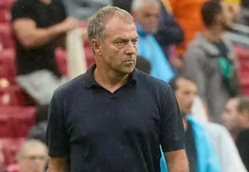 Barcelona vazhdon serinë e fitoreve, por vendimi i Flick për Balde paralajmëron largimin e mbrojtësit