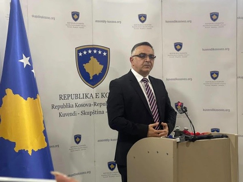 Tragjedia në Pejë: Aleanca kërkon shkarkime masive dhe komision hetimor për vrasjen e Arlinda Zekajt