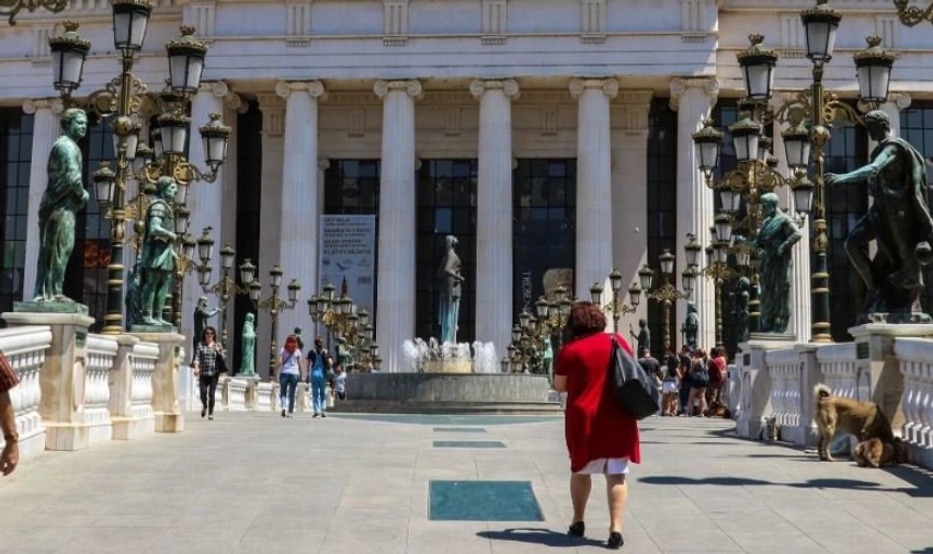 Maqedonia përkujton 85-vjetorin e kryengritjes antifashiste dhe rrugën drejt lirisë