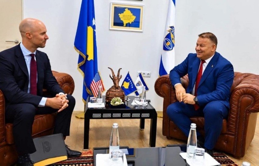 Partneritet strategjik: Policia e Kosovës dhe FBI intensifikojnë luftën e përbashkët kundër krimit
