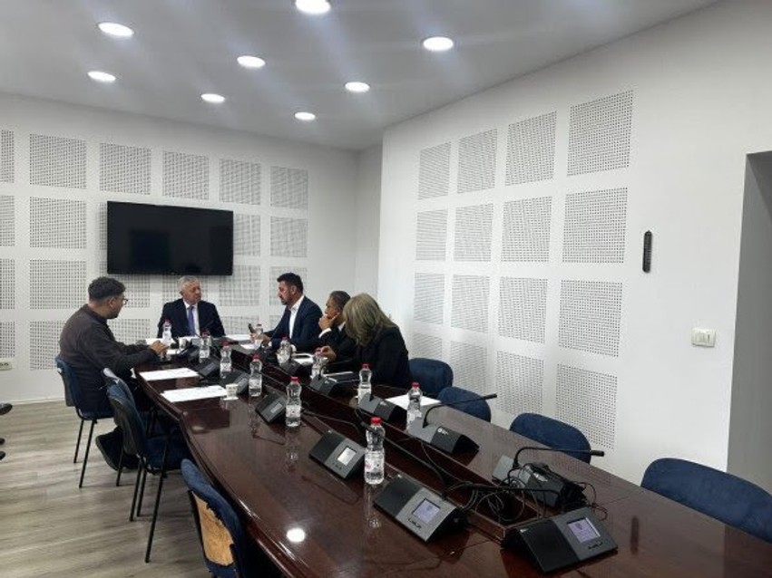 Mungesa e kuorumit bllokon punën e Komisionit për të Drejtat e Komuniteteve