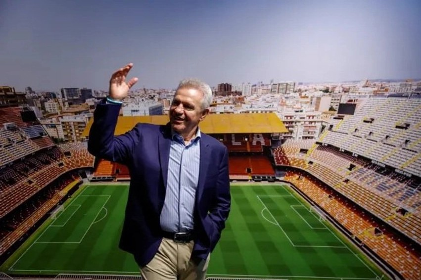 Lëvizje surprizë e Javier Aguirre: Trajneri i Valencias thyen traditën 103-vjeçare në “Mestalla”