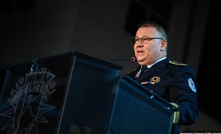Dorëheqja e Gazmend Hoxhës, drejtori i Policisë e cilëson lëvizjen si akt moral pas ngjarjeve të rënda