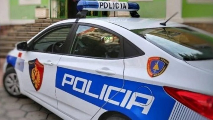 Skandal në Lushnjë: Mësuesi 60-vjeçar vihet në pranga për ngacmim seksual të 13-vjeçares