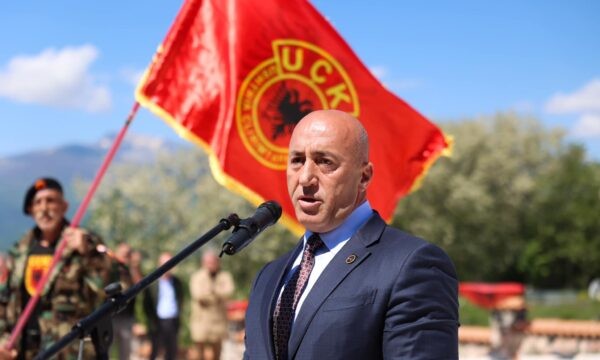 Kërcënim serioz për Ramush Haradinajn: Llogaria e lidhur me rusët vë në shënjestër familjen e tij