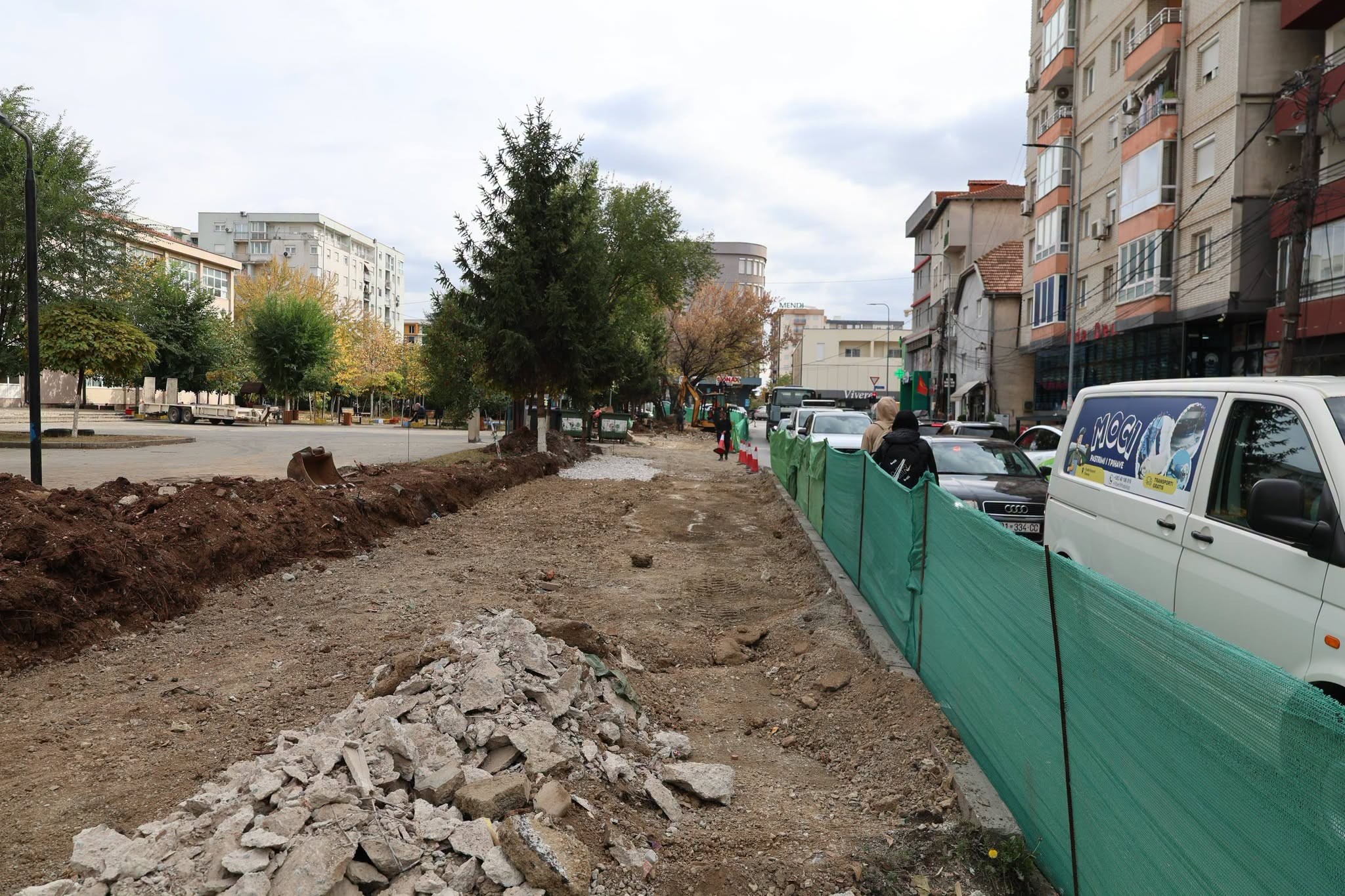 Fushë Kosovë: Nis zgjerimi i rrugës “Hajrullah Zymi” në tri korsi për qarkullim më të lehtë