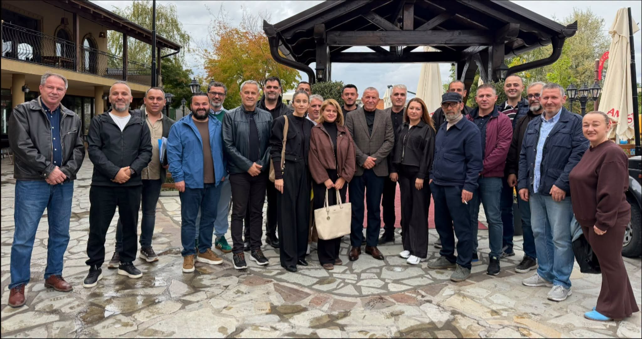 Kamberi i kundërvihet Vuçiqit: Kërcënimet nuk na ndalin, fokusi ynë mbetet te zgjedhjet e 25 tetorit