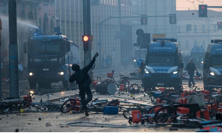Goditje ndaj nxitjes së dhunës në Itali: Arrestohet i dyshuari si 'truri' i 'Lëvizjes së 17 Tetorit'