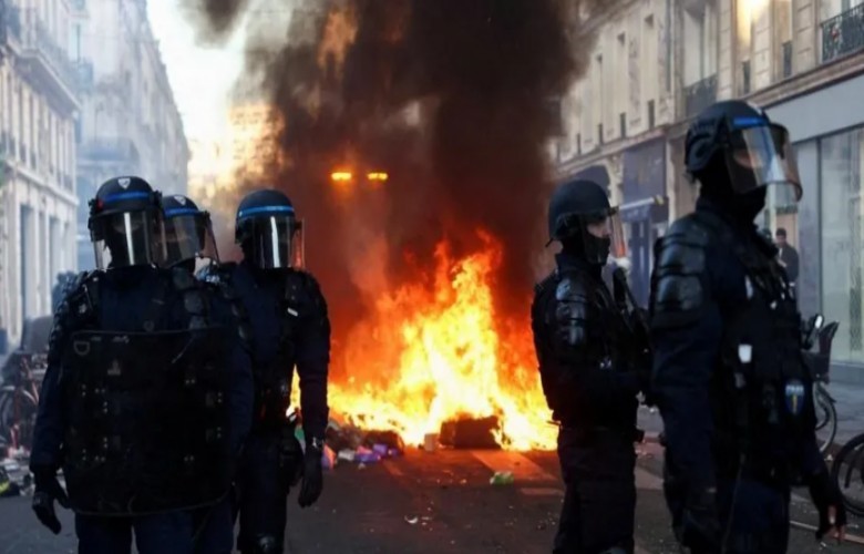 Franca shtrëngon masat e sigurisë: Parisi vazhdon orarin e kufizimit, Marseja dhe Lioni ndalojnë protestat