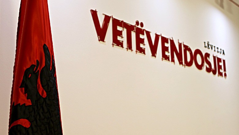 Përplasja e re politike: Deputetët e Vetëvendosjes kundërpërgjigjen ndaj qëndrimit të Lutfi Hazirit për zgjedhjet e Serbisë