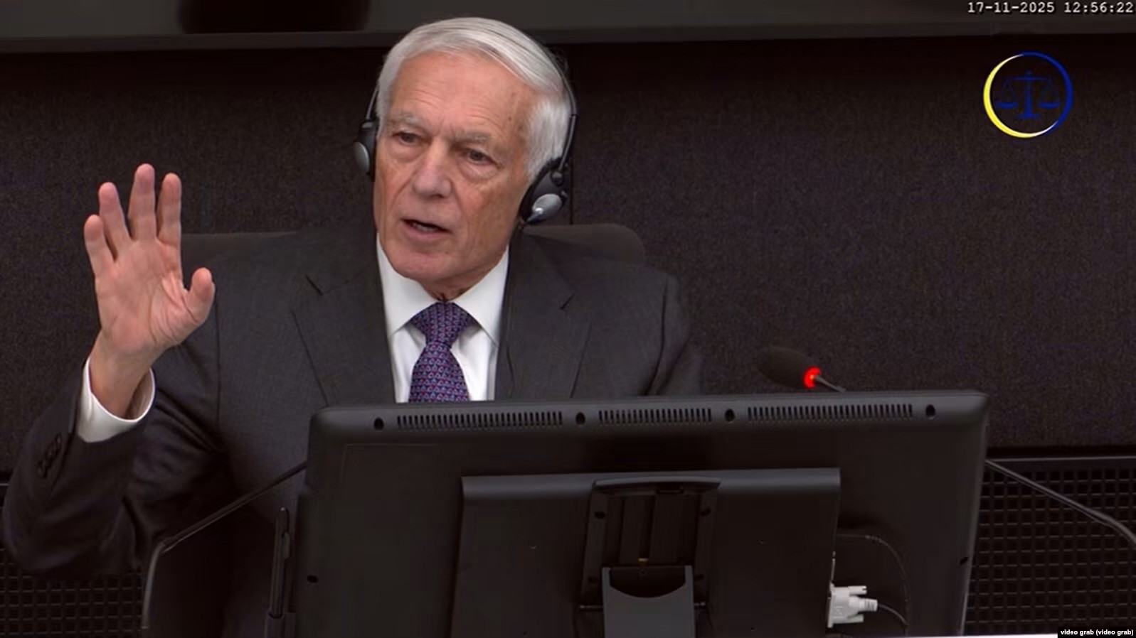 Wesley Clark mbron UÇK-në: Shqiptarët kishin të drejtë të rebeloheshin, në Hagë më ndërprenë kur e thashë këtë
