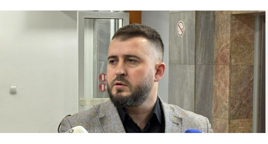Seancë e jashtëzakonshme në horizont? Lushtaku flet për sinjalet e para nga Kuvendi