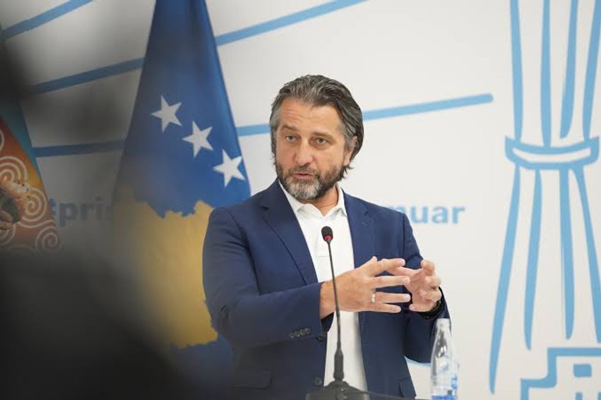 “Më parë shkoj në Mars në këmbë” – Reagimi i ashpër ironik ndaj ambicieve kryeministrore të Përparim Ramës