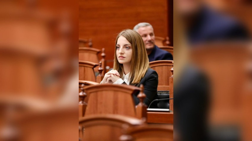 Reforma Territoriale në Kuvend, deputetja Koçeku paralajmëron thyerje të radhëve të PS-së