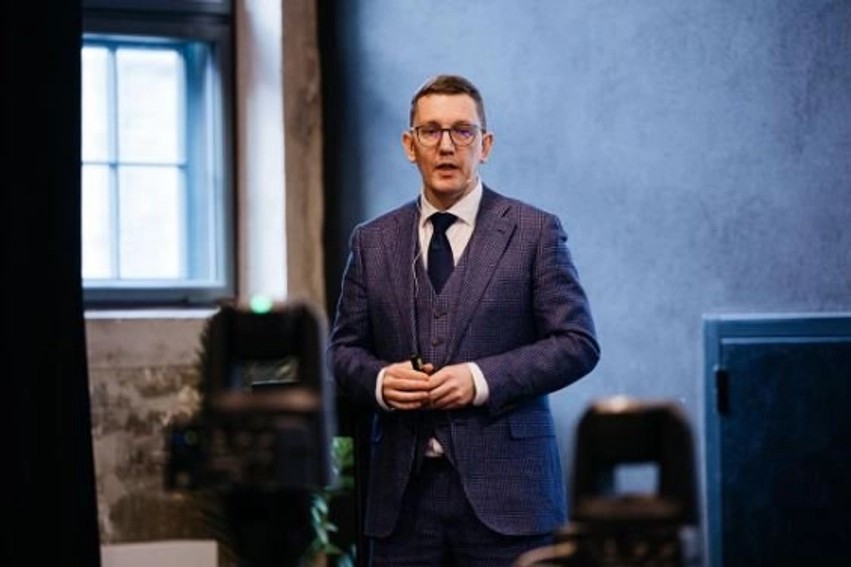 Tallinn: Estonia fajëson inteligjencën ruse për zjarrvënie të qëllimshme në fabrikën e pajisjeve ushtarake