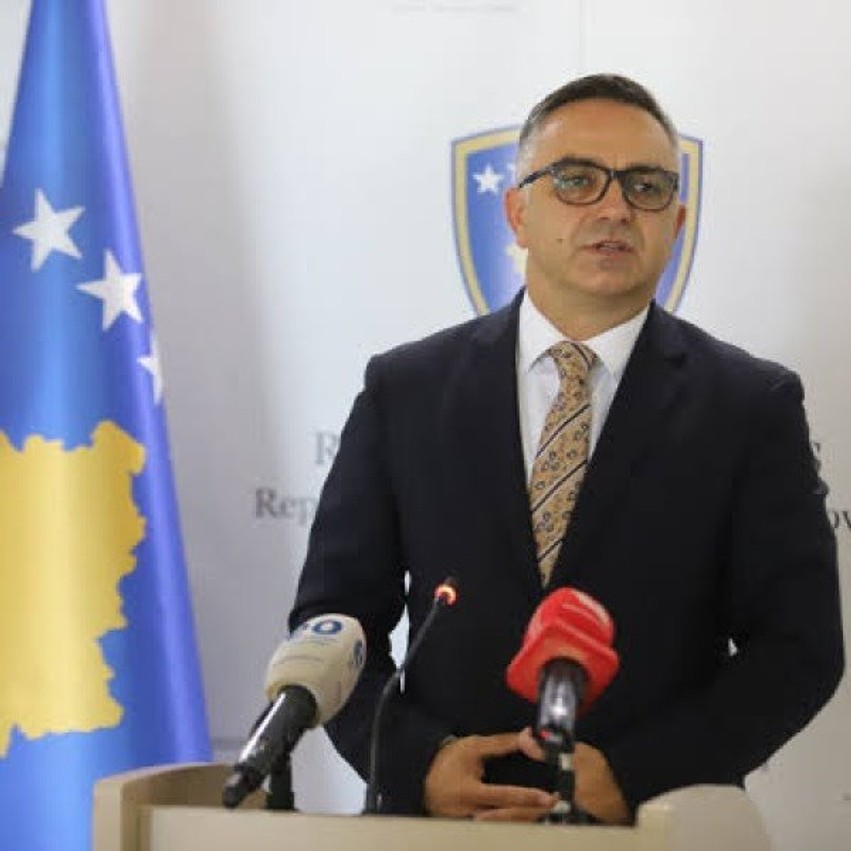 Besnik Tahiri: Ndryshimet në Ligjin e Speciales nuk e shfuqizojnë, por e përmirësojnë gjykatën