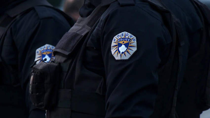 Alarm për mjete të dyshimta në Gjakovë, ndërhyn njësiti i deminimit